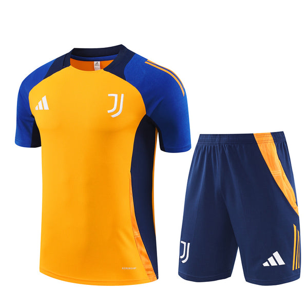 Maglia e Pantaloncini pre-allenamento Juventus 24/25