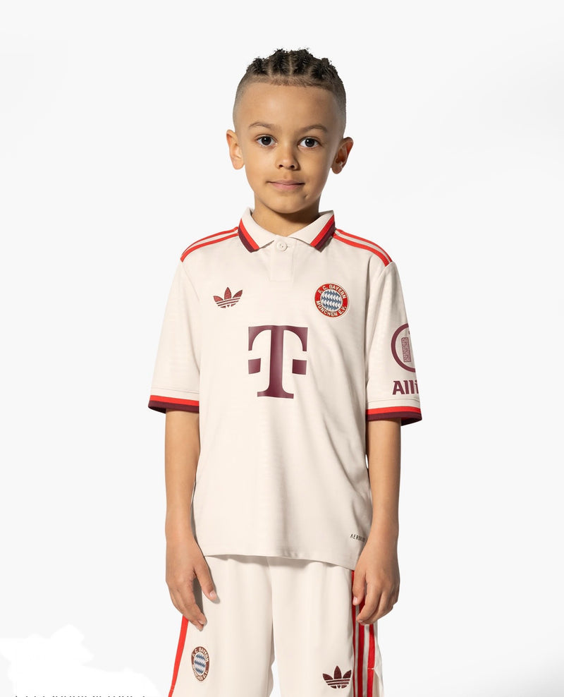 T-shirt e Pantaloncini per Bambino Bayern Monaco Third 24/25