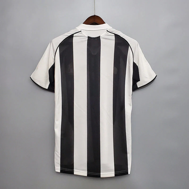 Maglia Retro Newcastle Home 05/06