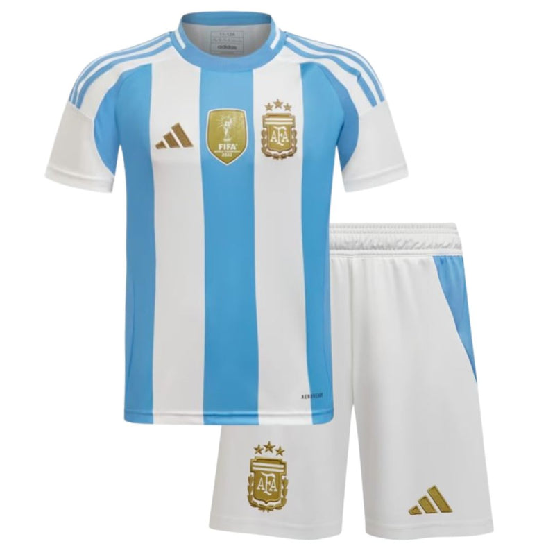 T-shirt e Pantaloncini per Bambino Argentina Home 24/25 - CON TOPPA DEL CAMPIONE DELLA COPPA DEL MONDO