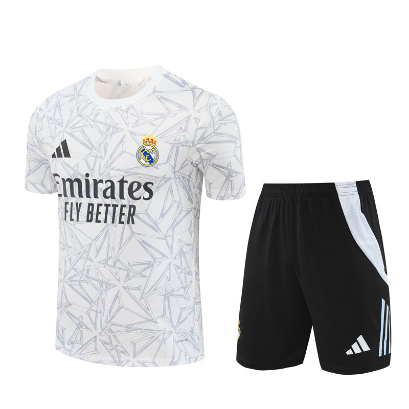 Maglia da allenamento e pantaloncini del Real Madrid 24/25