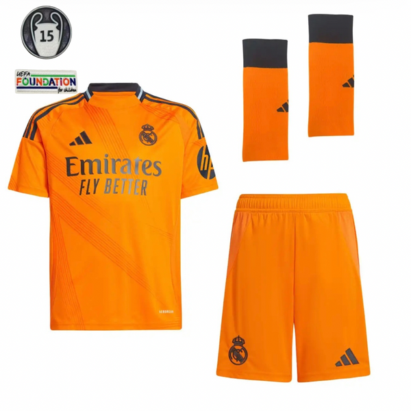 T-shirt e Pantaloncini Bambino Real Madrid Away 24/25 - Con Patch UCL e Calzini