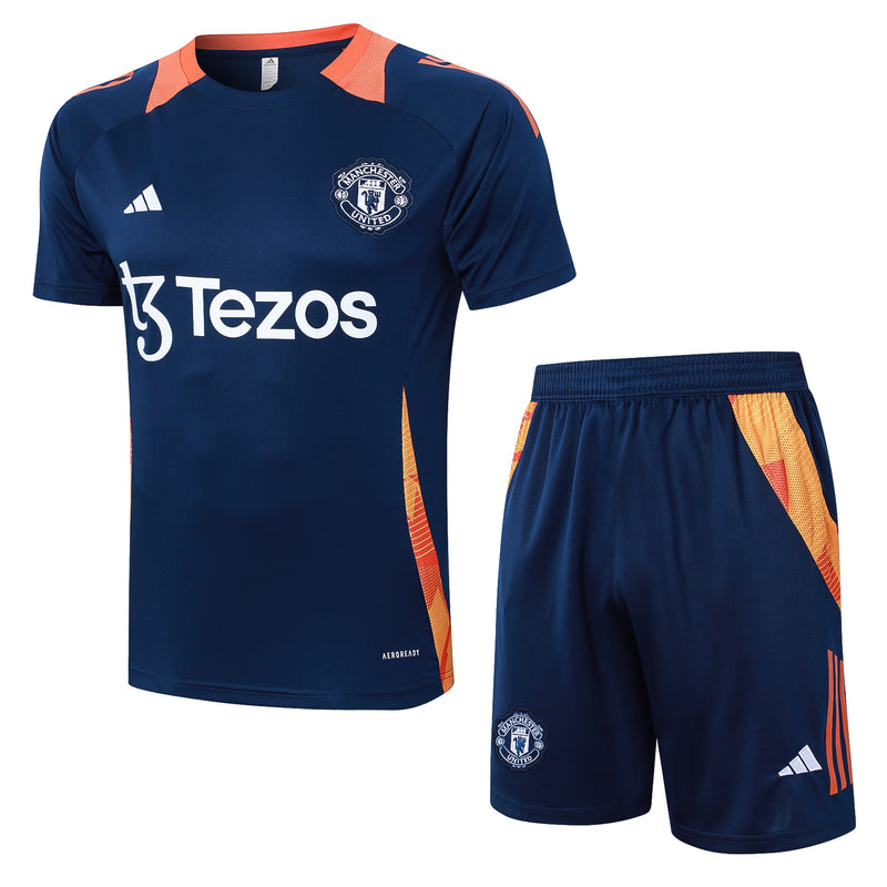 Maglia da allenamento e pantaloncini del Manchester United 24/25