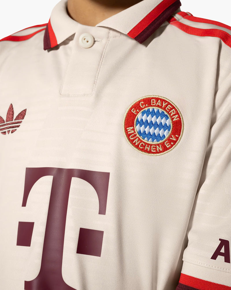 T-shirt e Pantaloncini per Bambino Bayern Monaco Third 24/25