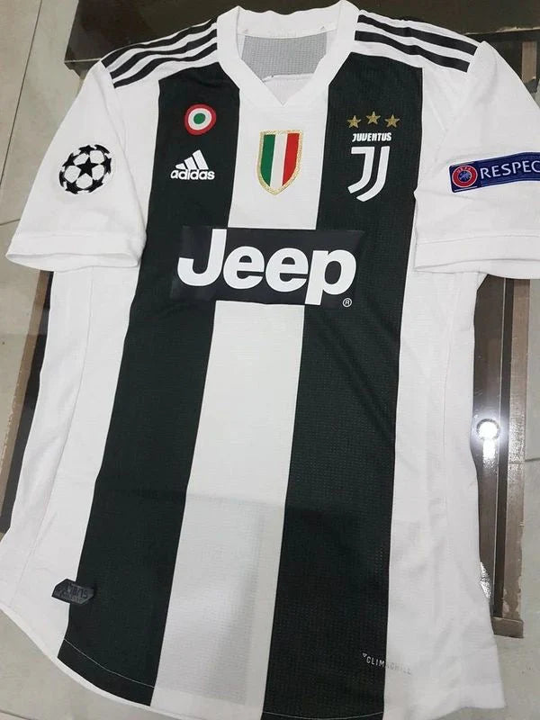 Magia Juventus Retro Home 18/19 - Con Patch